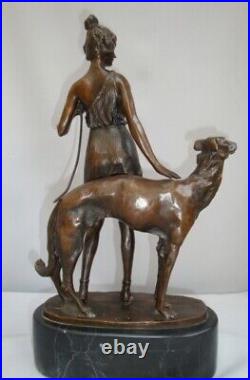 Statue Sculpture Chien Levrier Diane Chasseresse Artemis Style Art Deco Style Ar