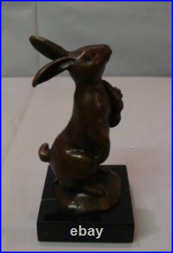 Statue Sculpture Lapin Lievre Animalier Style Art Deco Style Art Nouveau Bronze
