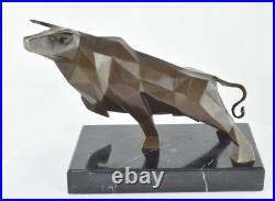 Statue Sculpture Taureau Animalier Style Art Deco Style Art Nouveau Bronze massi Statue Sculpture Taureau Animalier Style Art Deco Style Art Nouveau Bronze massi