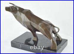 Statue Sculpture Taureau Animalier Style Art Deco Style Art Nouveau Bronze massi Statue Sculpture Taureau Animalier Style Art Deco Style Art Nouveau Bronze massi