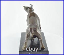 Statue Sculpture Taureau Animalier Style Art Deco Style Art Nouveau Bronze massi