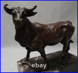 Statue Sculpture Taureau Animalier Style Art Deco Style Art Nouveau Bronze massi Statue Sculpture Taureau Animalier Style Art Deco Style Art Nouveau Bronze massi