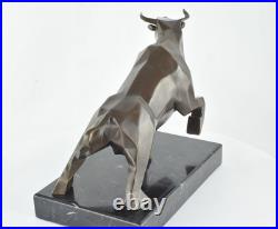 Statue Sculpture Taureau Animalier Style Art Deco Style Art Nouveau Bronze massi Statue Sculpture Taureau Animalier Style Art Deco Style Art Nouveau Bronze massi