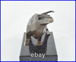 Statue Sculpture Taureau Animalier Style Art Deco Style Art Nouveau Bronze massi Statue Sculpture Taureau Animalier Style Art Deco Style Art Nouveau Bronze massi