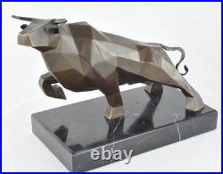 Statue Sculpture Taureau Animalier Style Art Deco Style Art Nouveau Bronze massi Statue Sculpture Taureau Animalier Style Art Deco Style Art Nouveau Bronze massi