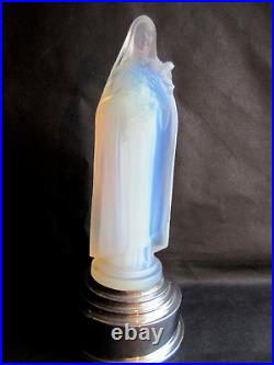 ¨Statue cristal opalescent sur socle chromé Art Déco Sainte Thérèse de Lisieux