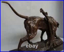 Statue en bronze Chien Animalier Chasse Style Art Deco Style Art Nouveau Bronze