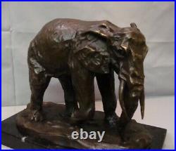 Statue en bronze Elephant Animalier Style Art Deco Style Art Nouveau Bronze Sign
