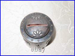 Tirelire Vintage Art Déco En Métal Avec Motif Chien/Chat! Fabriqué Par WMF