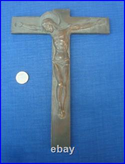 V55 RARE GRAND Crucifix Bronze HARTMANN Art Deco 26cm à suspendre Collection