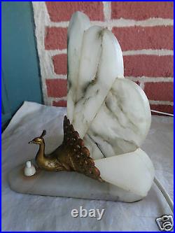 VINTAGE ART DECO MARBRE BLANC OR Doré Paon Oiseau Boudoir Lampe De Table Set