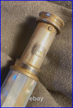 Vaporisateur de poche Art déco en nacre et laiton Le Kid 1920 Paris France