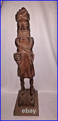 Vintage Ancien Africain en Bois Statue Old Man Dacorative de Collection Art Déco