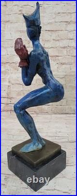 Vintage Bronze Harlequin Sculpture Escarpin Bouffon Art Déco Fonte de Collection Vintage Bronze Harlequin Sculpture Escarpin Bouffon Art Déco Fonte de Collection